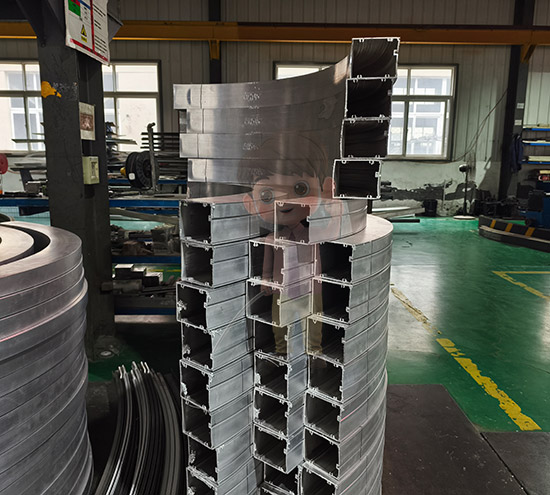 北京幕墙型材拉弯：提升建筑造型与结构性能的重要加工工艺