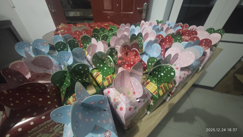 北京拉弯厂的平安夜重不重要？当然重要，更重要的是平安喜乐，愿盛达拉弯人所念皆所愿，平安顺遂、喜乐无忧！ 